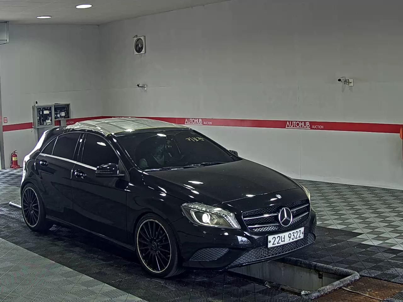 2015 - mercedes-benz a180