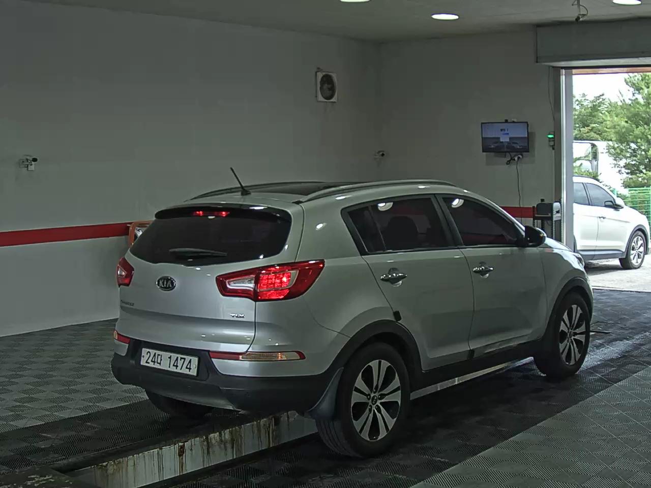2011 - kia sportage