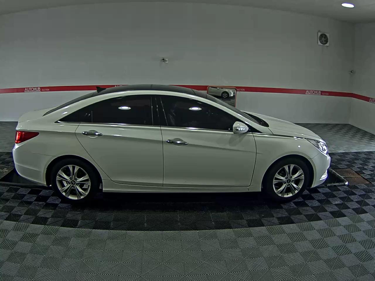 2010 - hyundai sonata