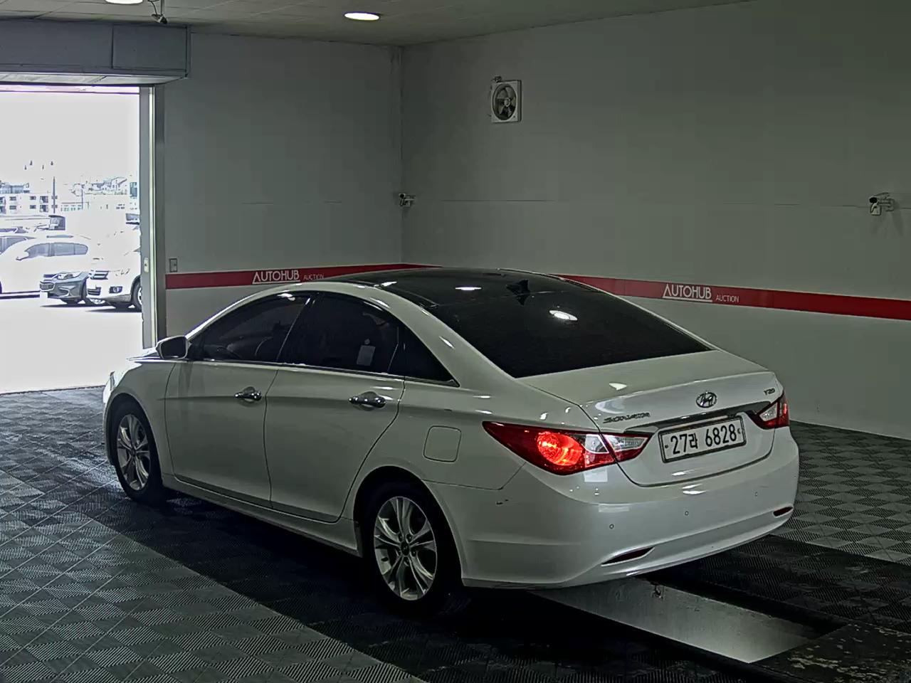 2010 - hyundai sonata