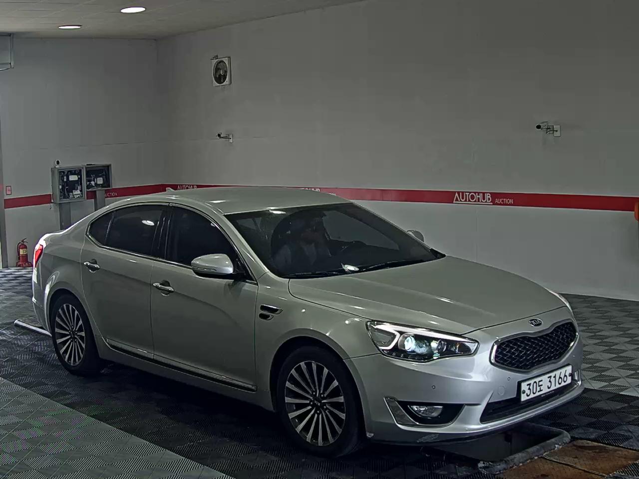 2013 - kia k7