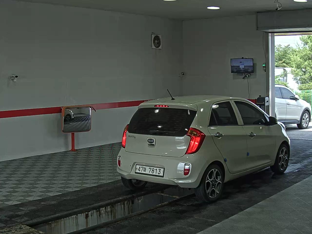 2013 - kia morning