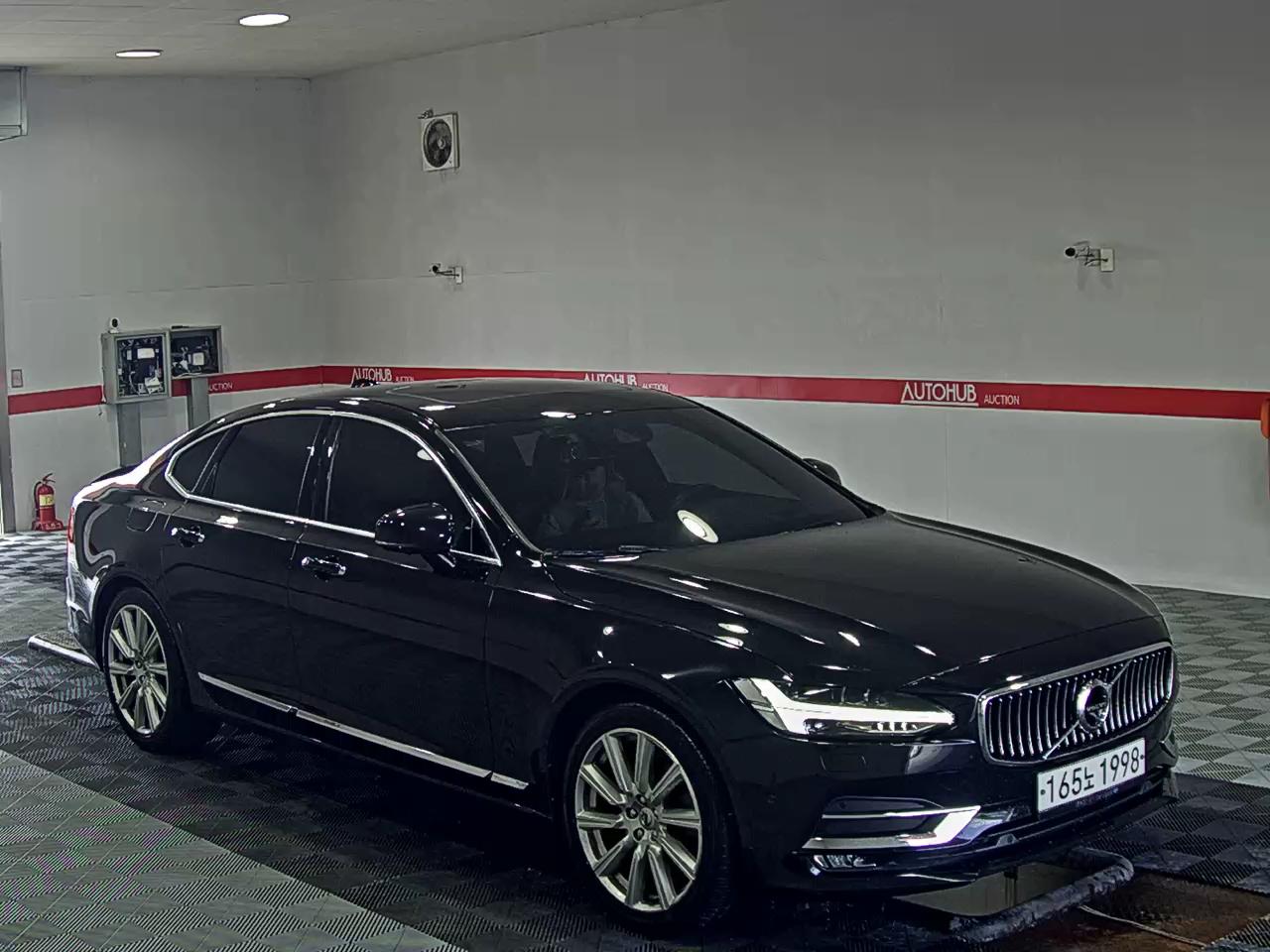 2018 - volvo s90