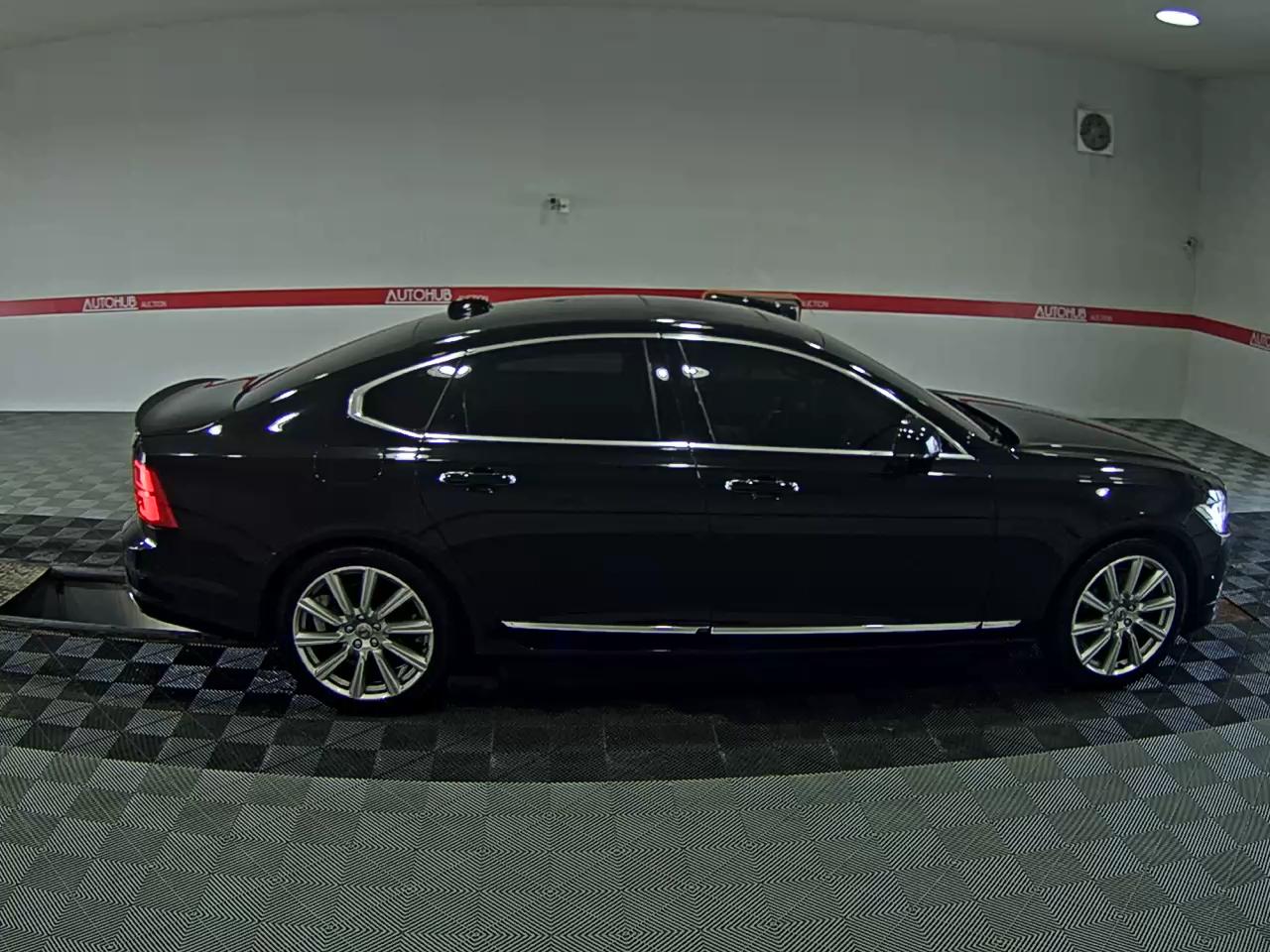 2018 - volvo s90