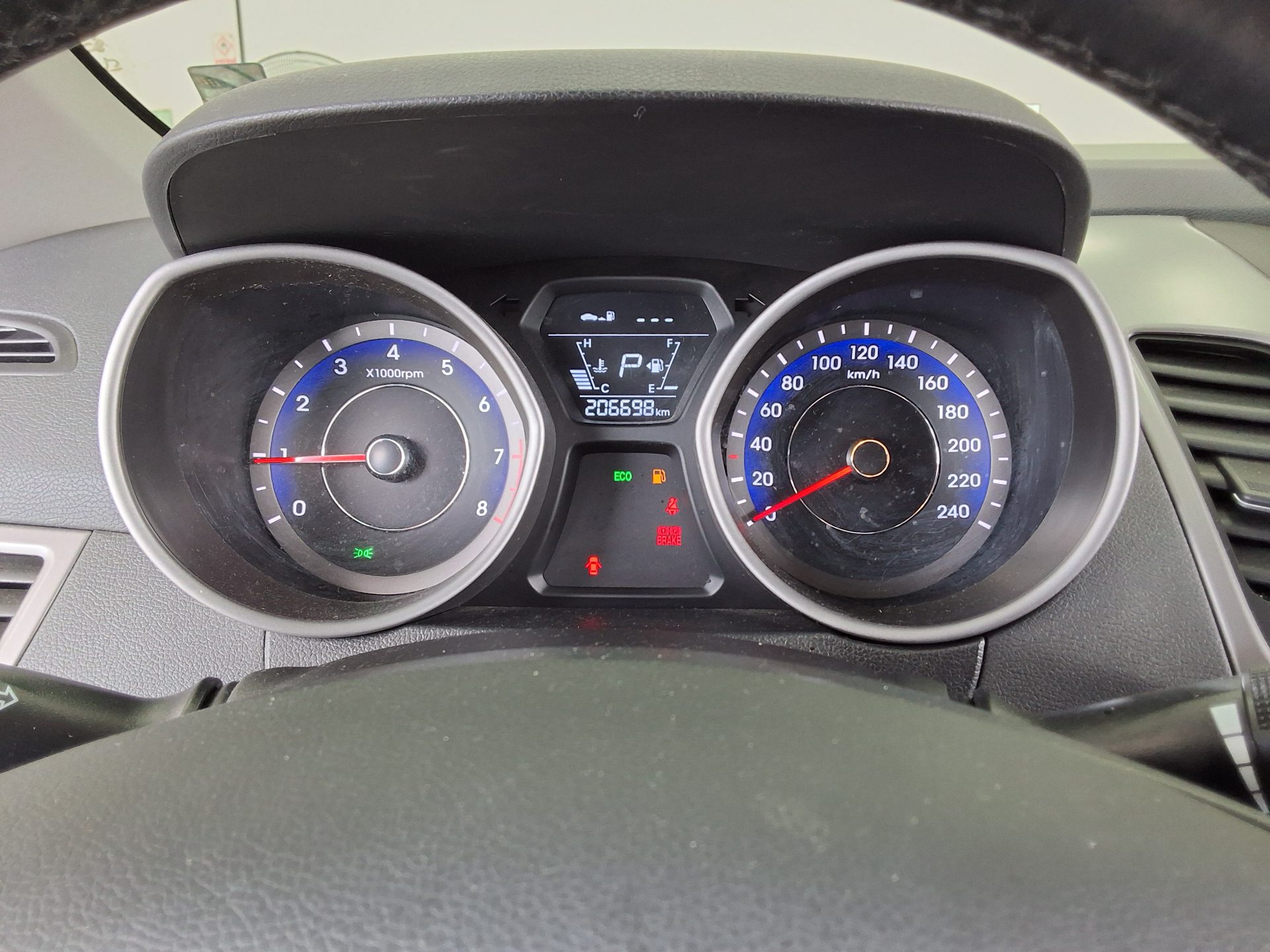 2016 - hyundai avante