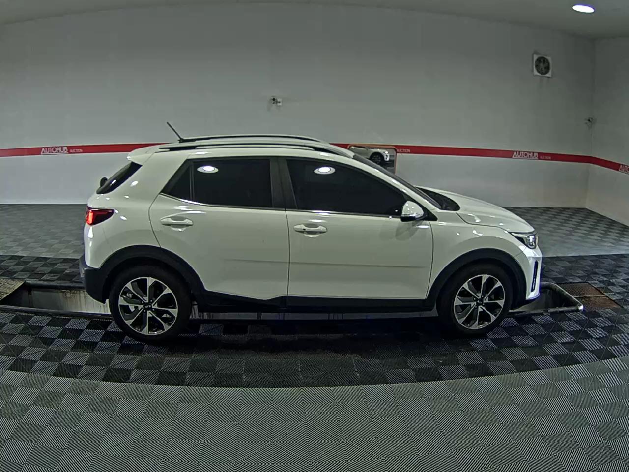 2018 - kia stonic