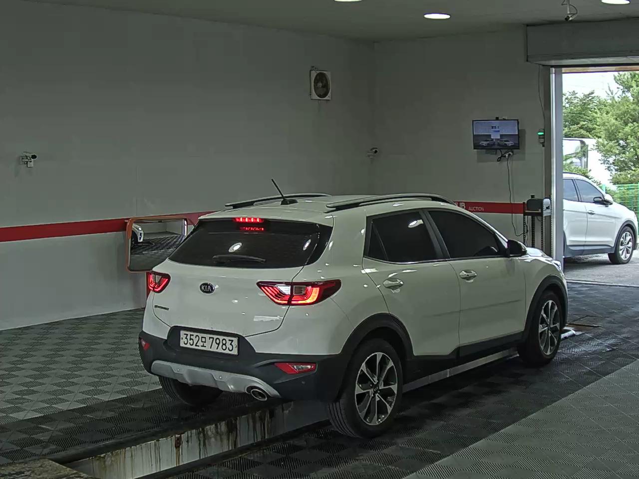 2018 - kia stonic