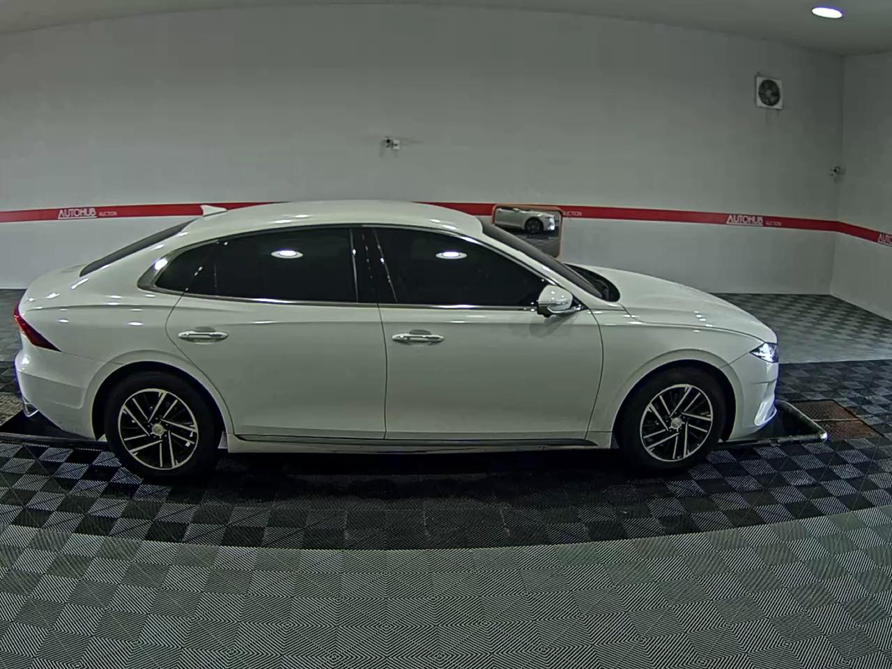 2022 - hyundai grandeur