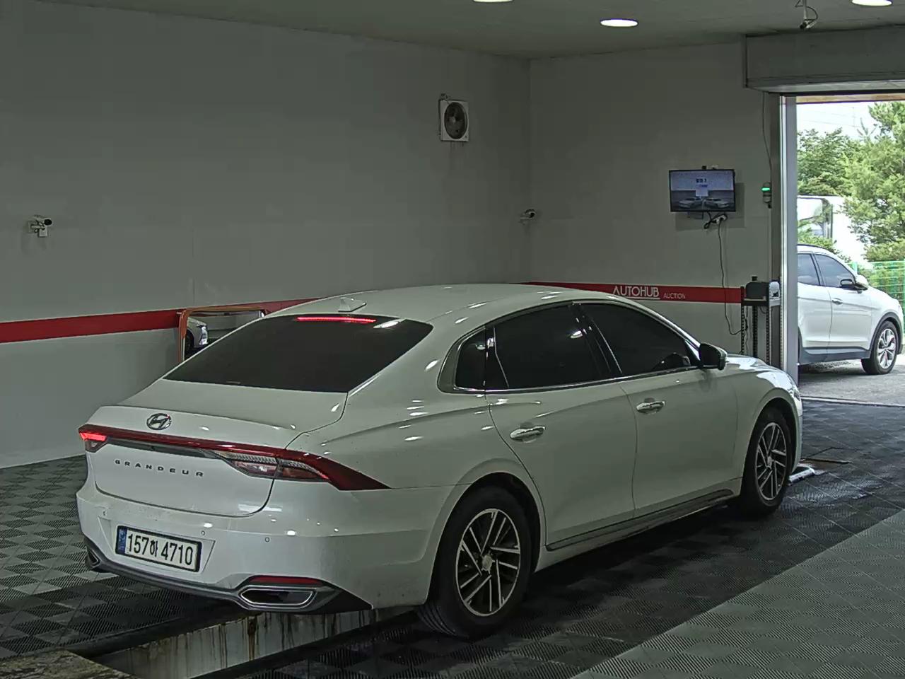 2022 - hyundai grandeur
