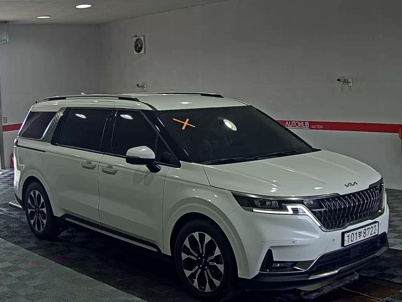 2023 - kia carnival