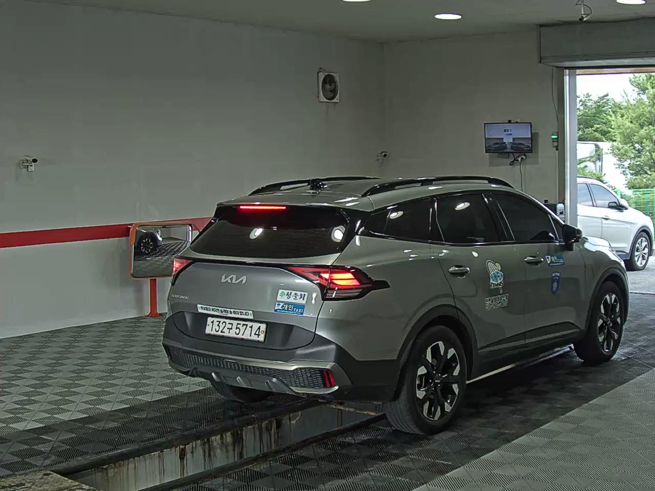 2024 - kia sportage