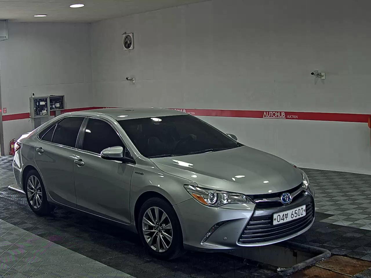 2017 - toyota camry