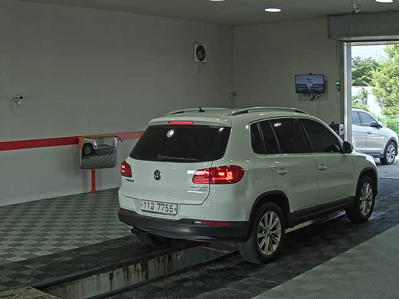 2015 - volkswagen tiguan