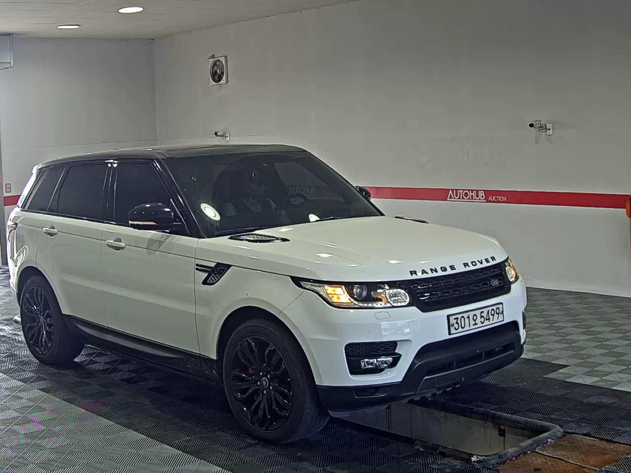 2016 - land rover range rover