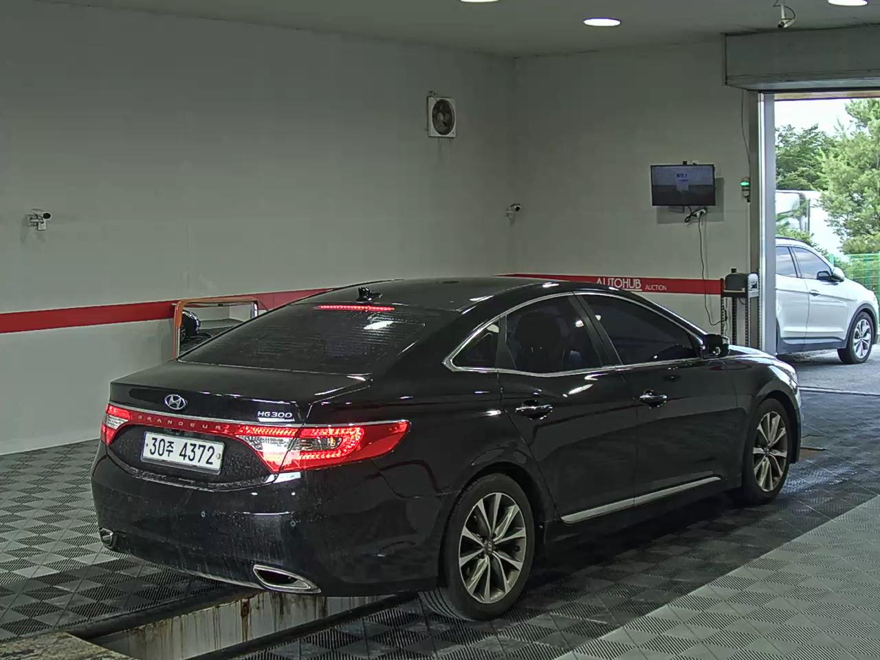 2012 - hyundai grandeur