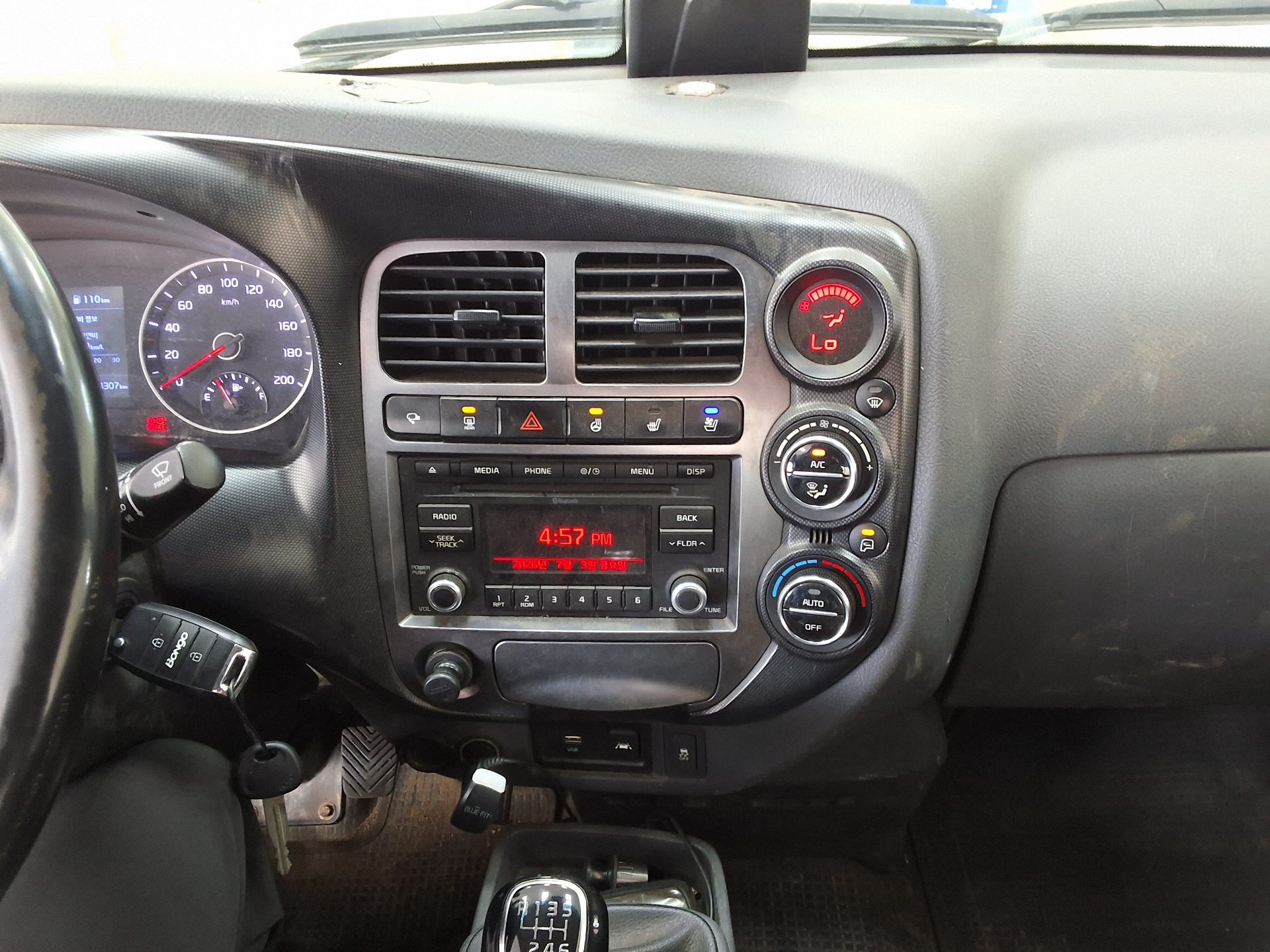 2022 - kia bongo