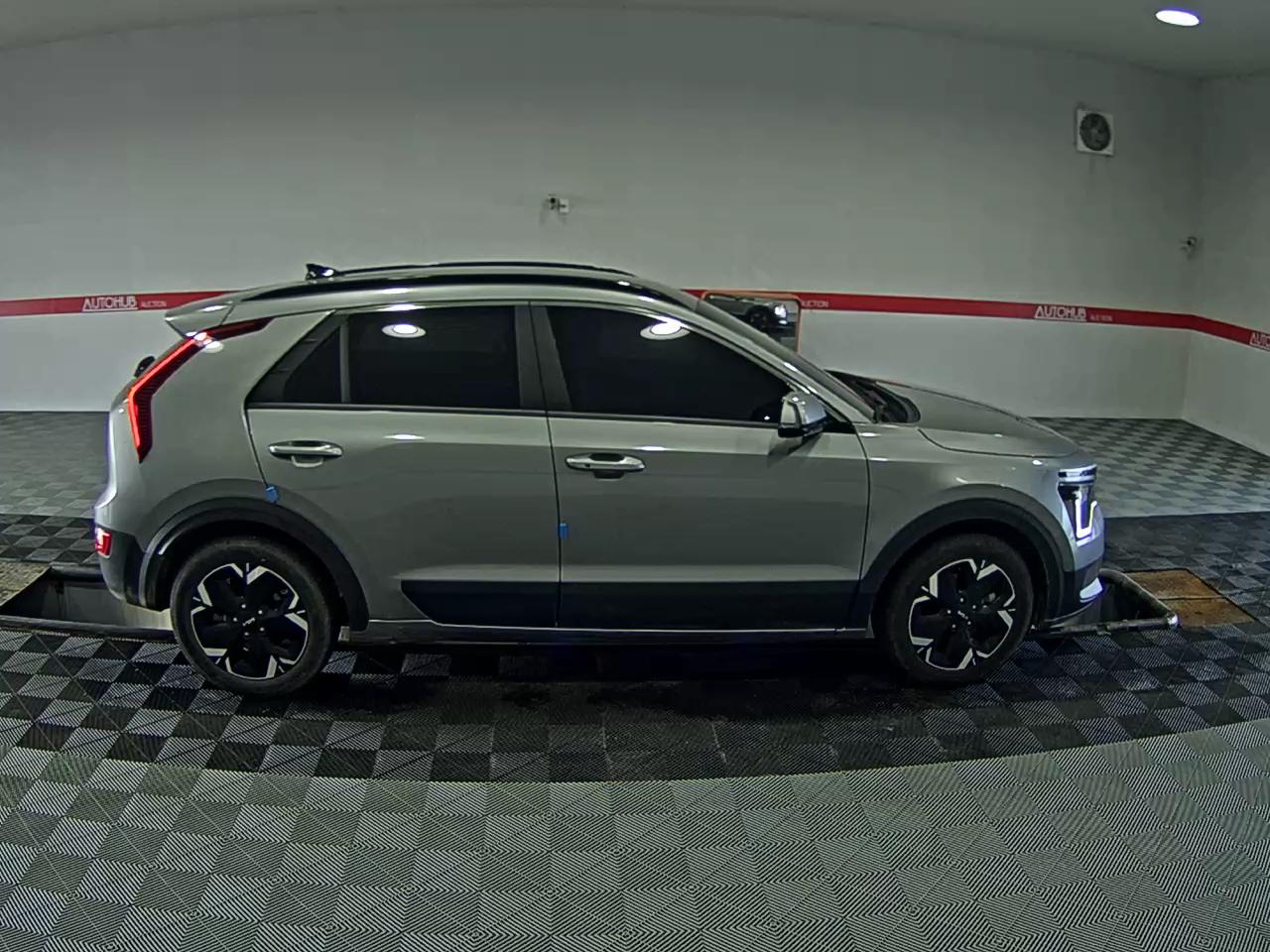 2024 - kia niro