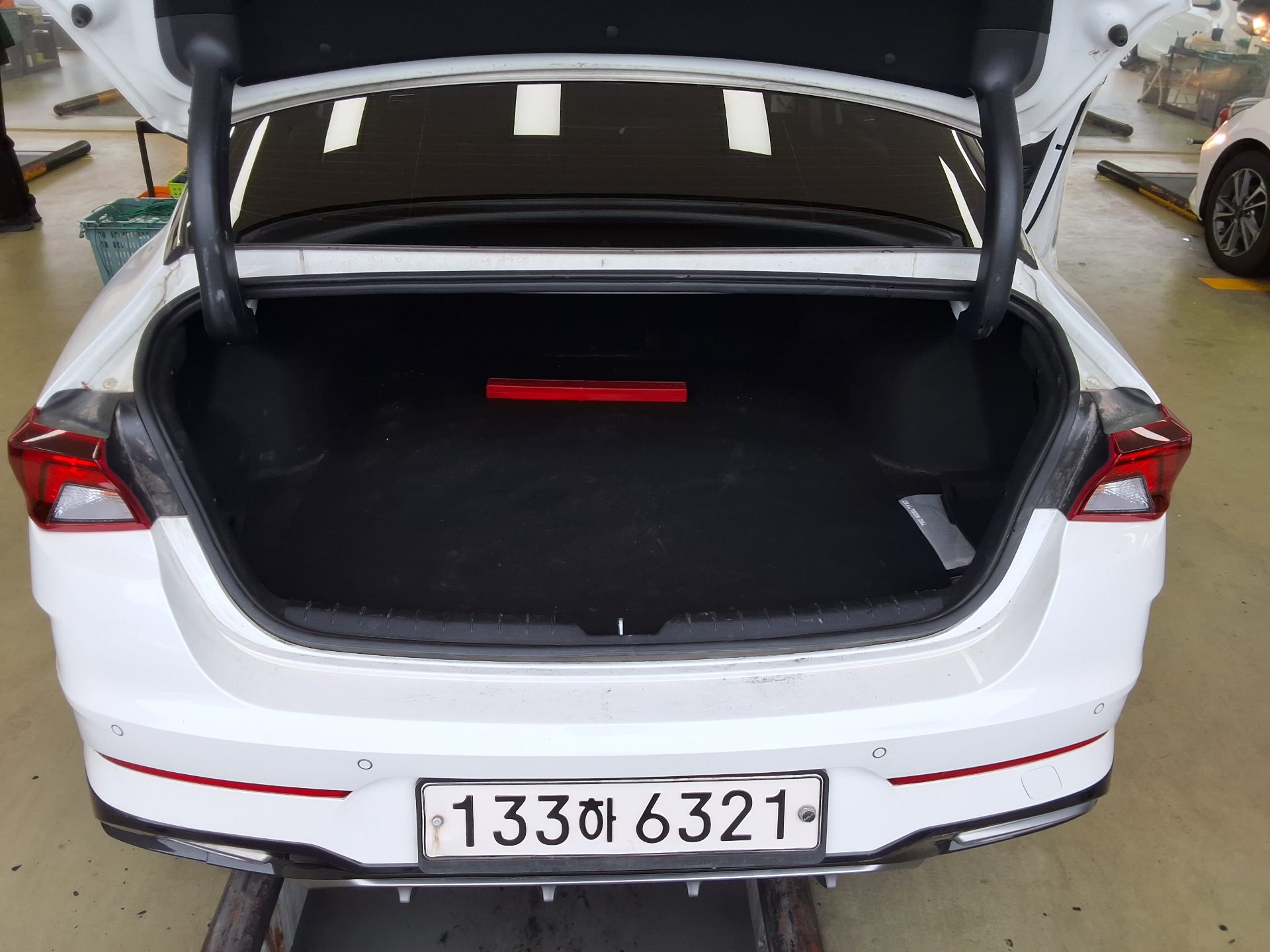2022 - kia k5