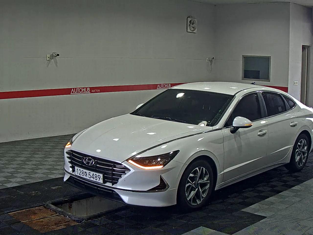 HYUNDAI SONATA (DN8) RENTAL CAR