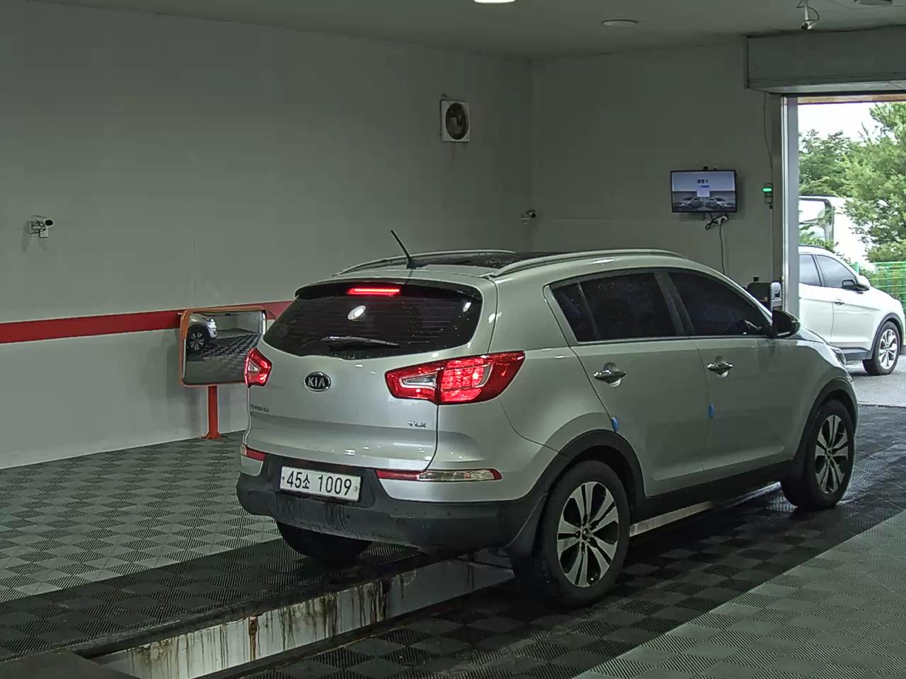 2012 - kia sportage