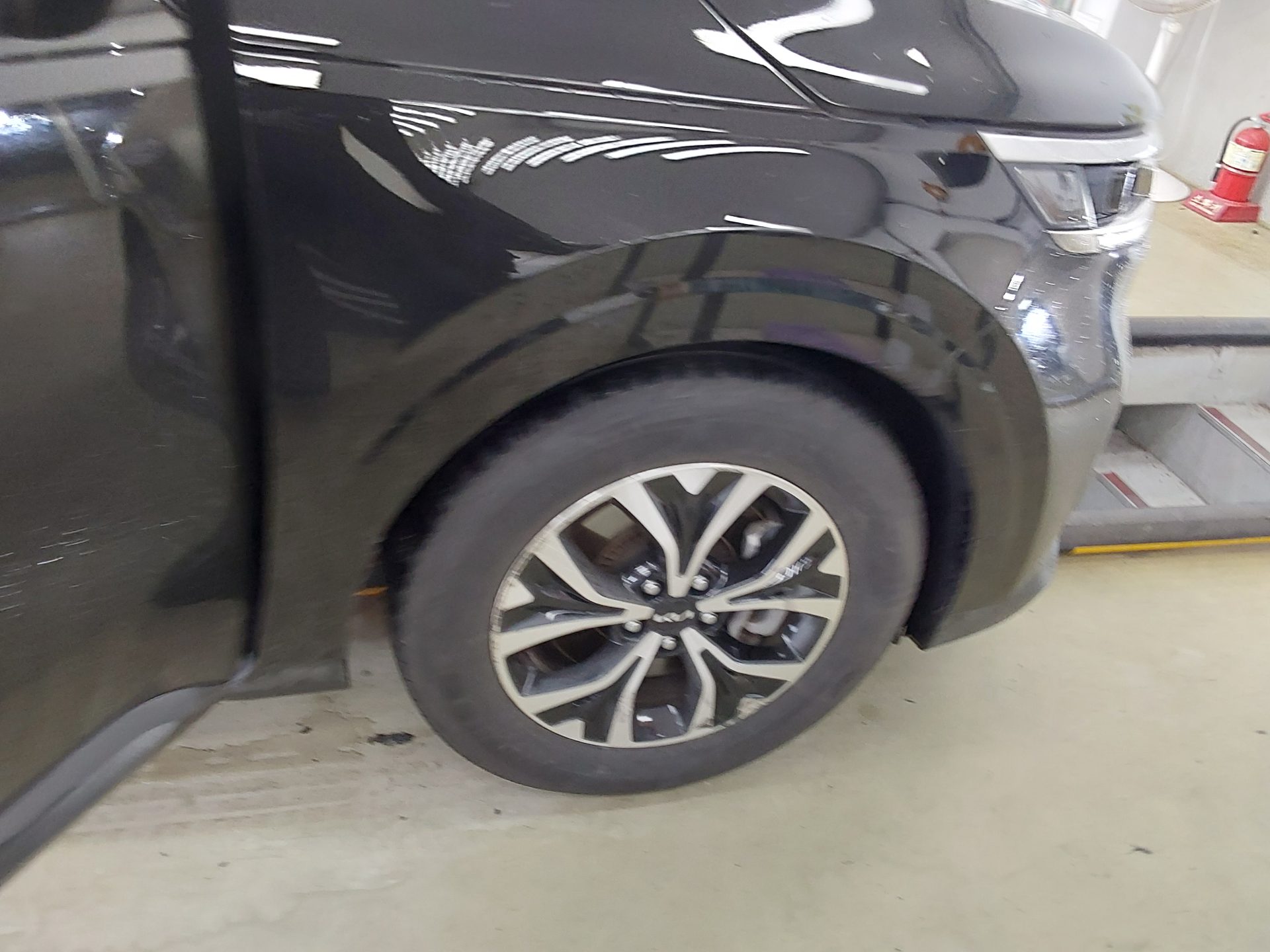 2023 - kia carnival