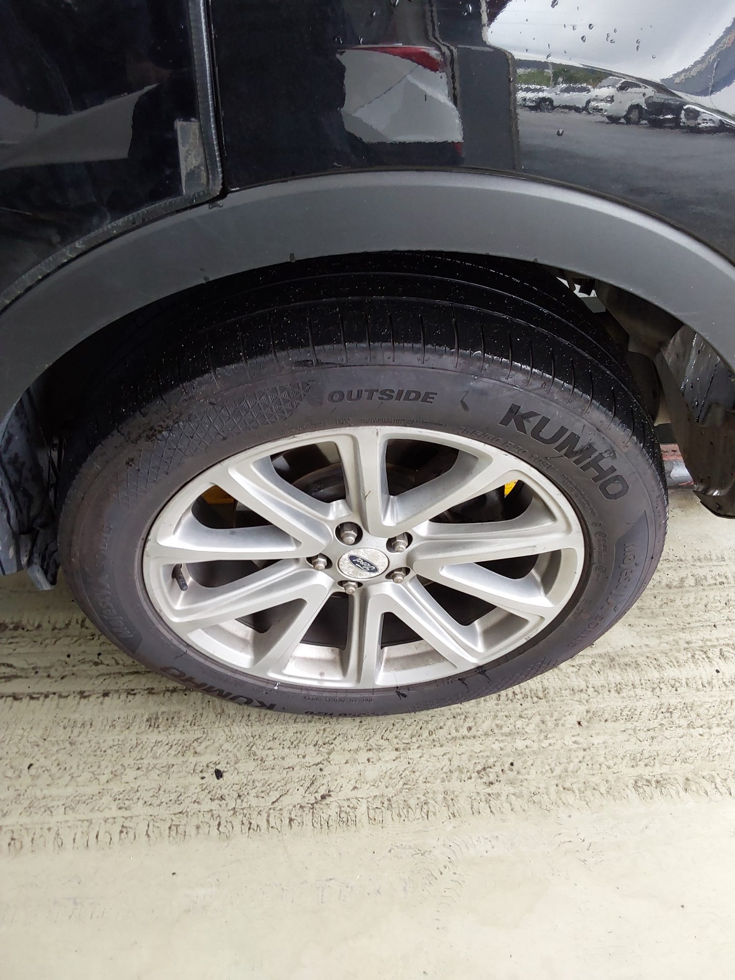 2016 - ford explorer