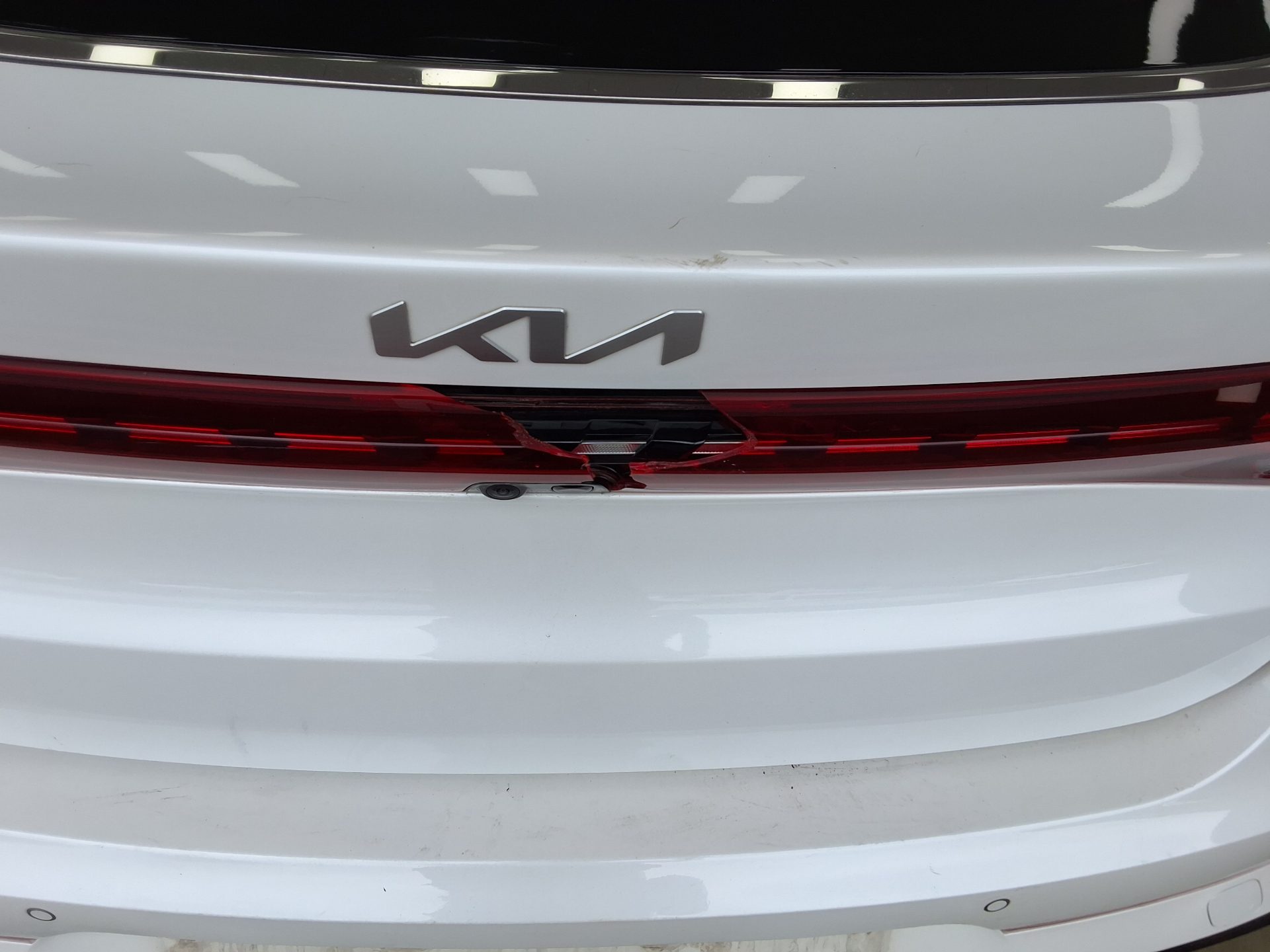 2022 - kia k5