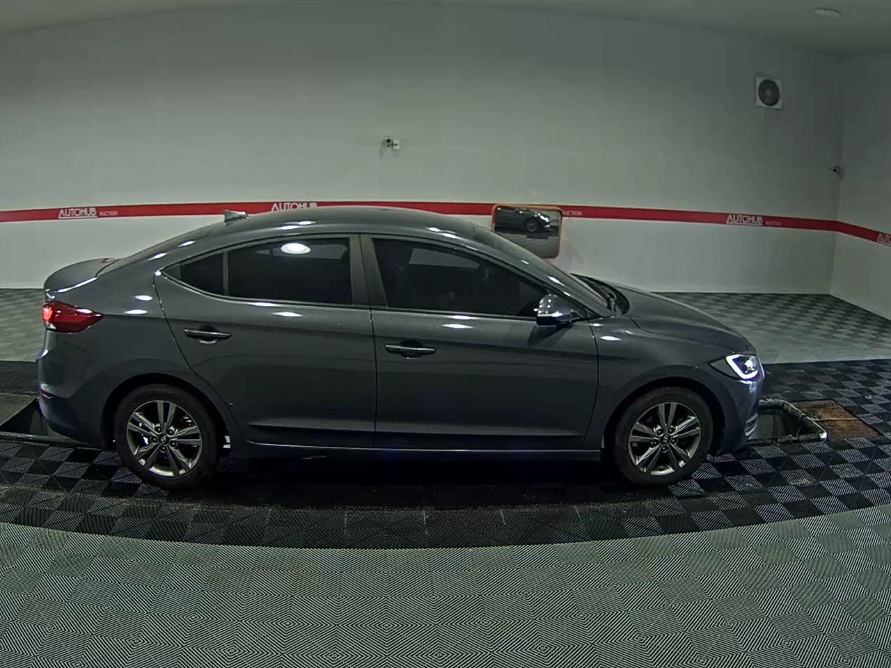 2016 - hyundai avante