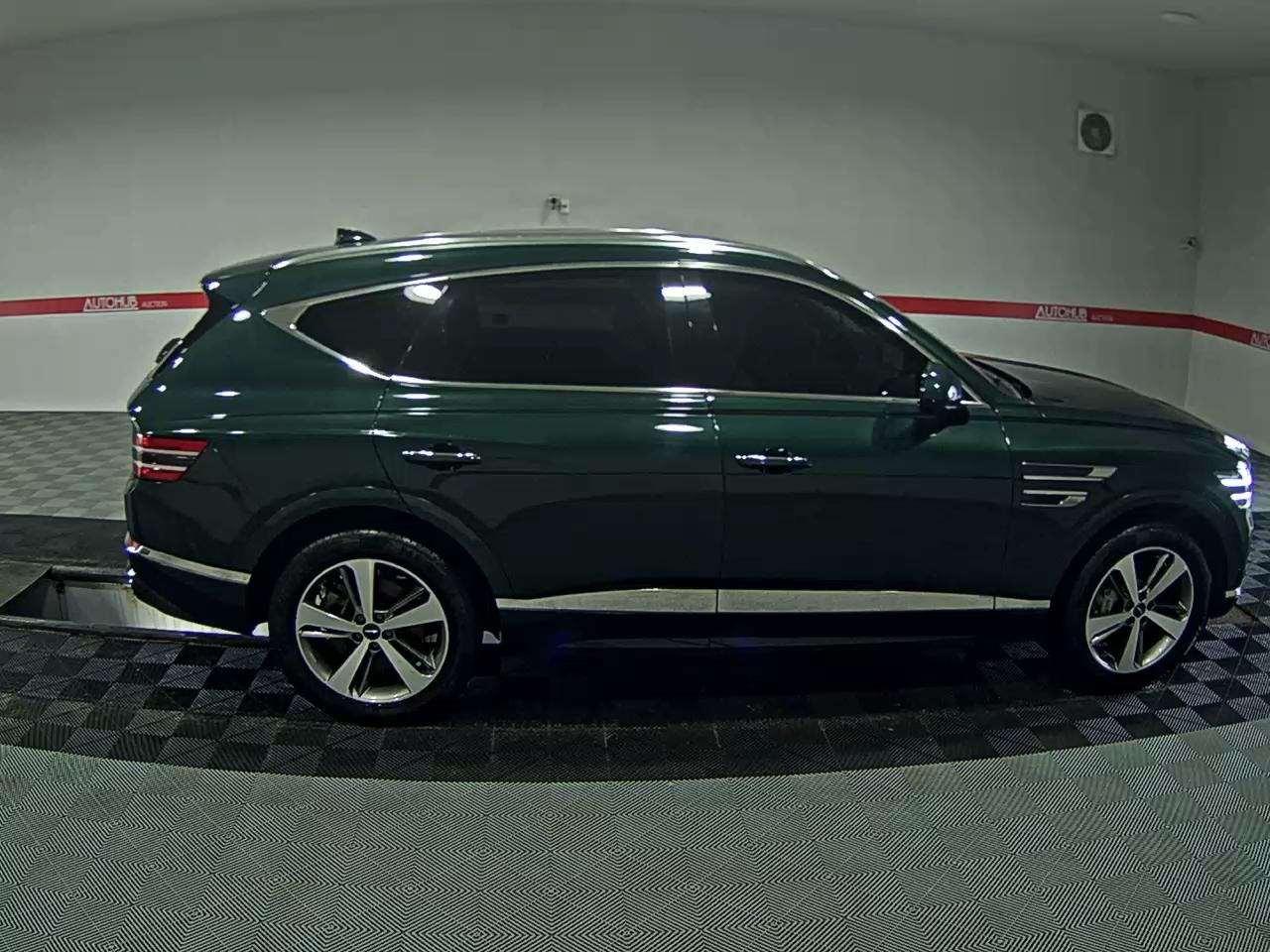 2022 - genesis gv80