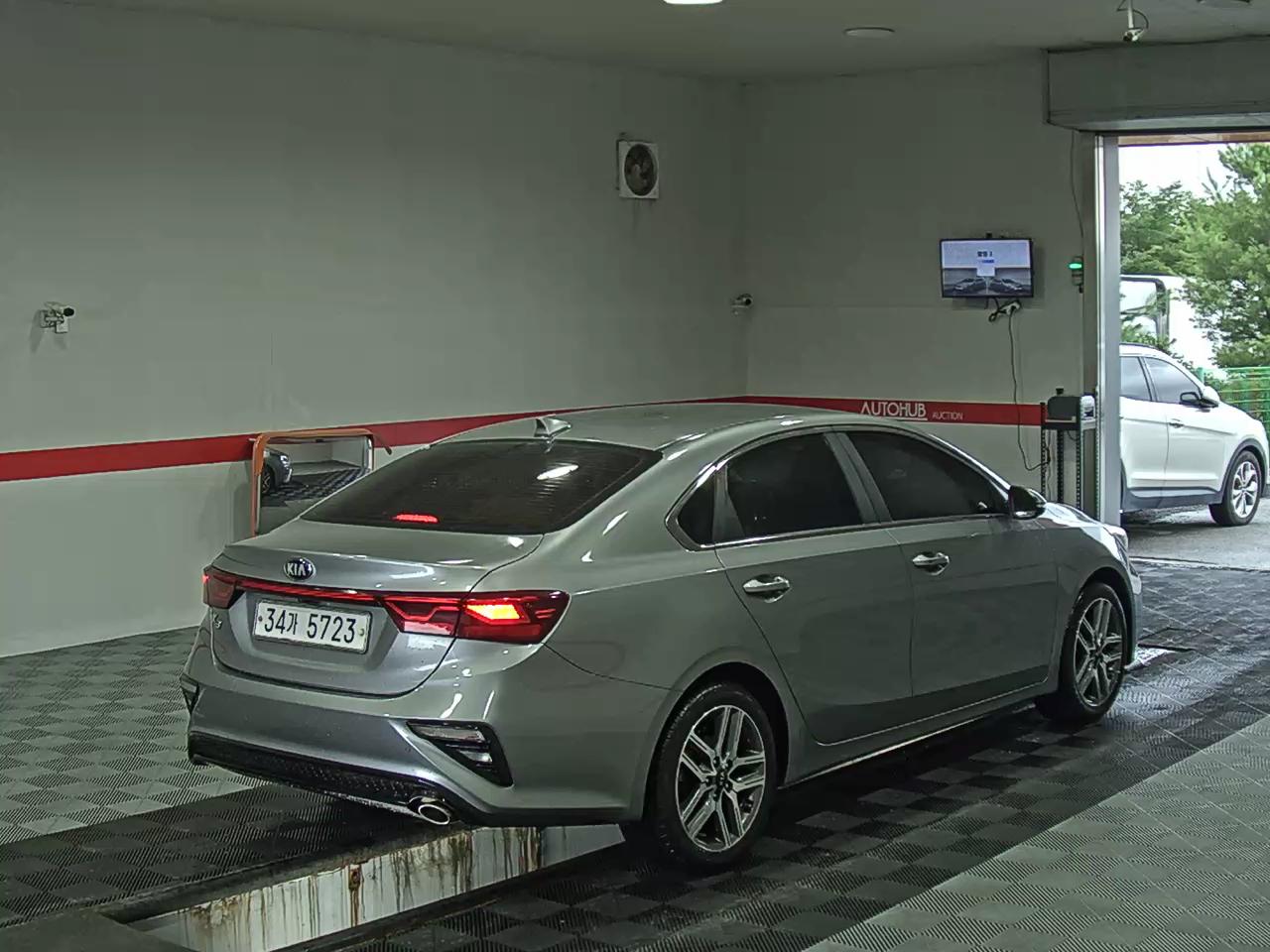 2019 - kia k3