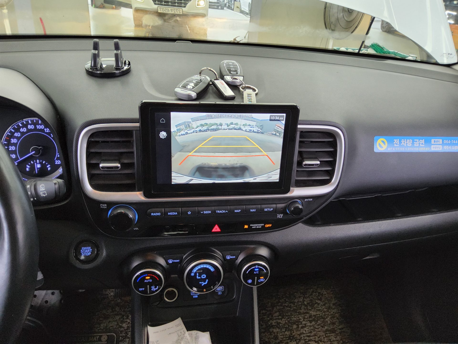 2021 - hyundai venue