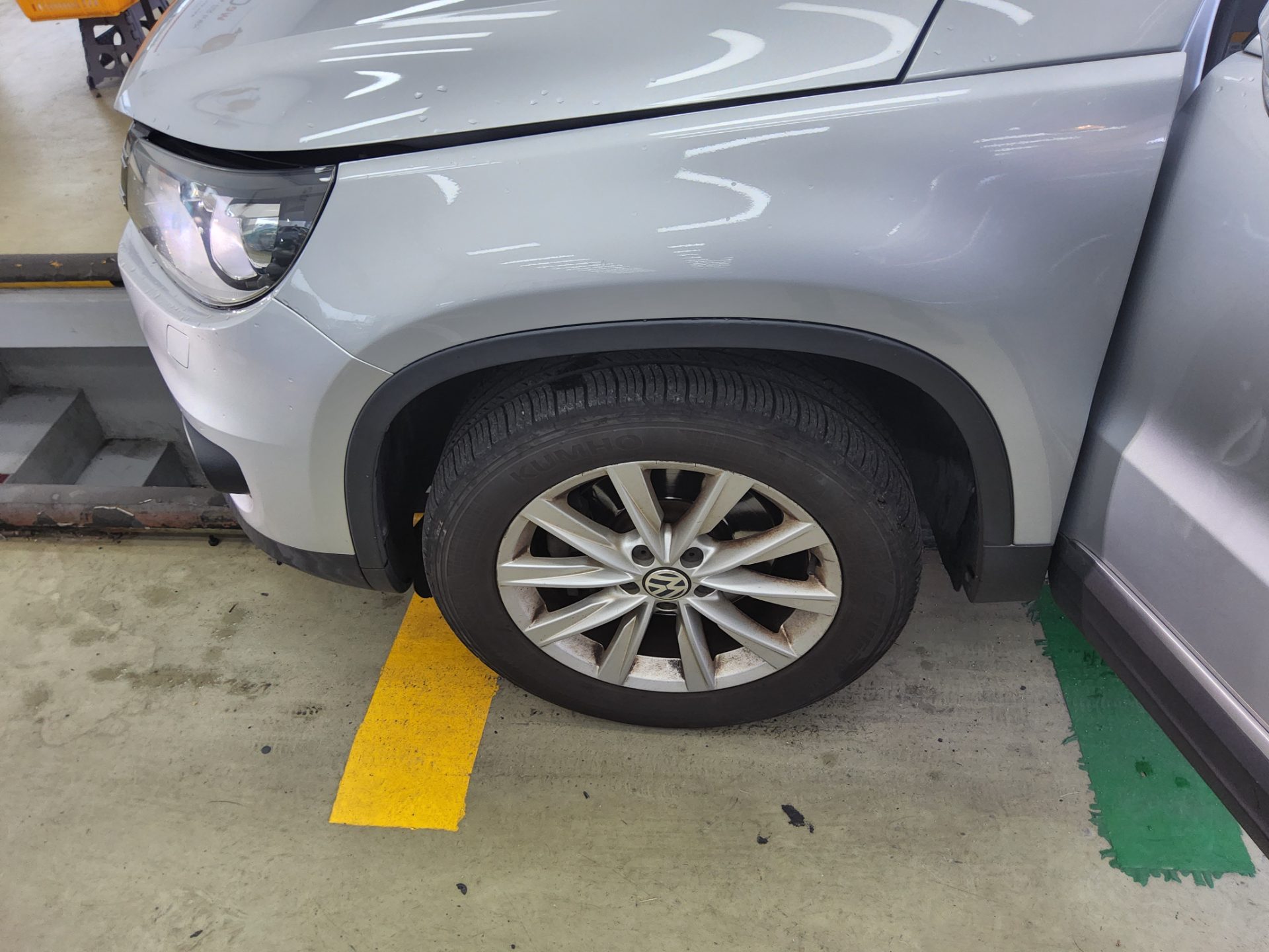 2013 - volkswagen tiguan