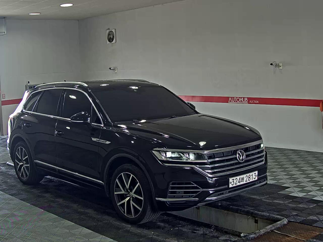 2020 - volkswagen touareg