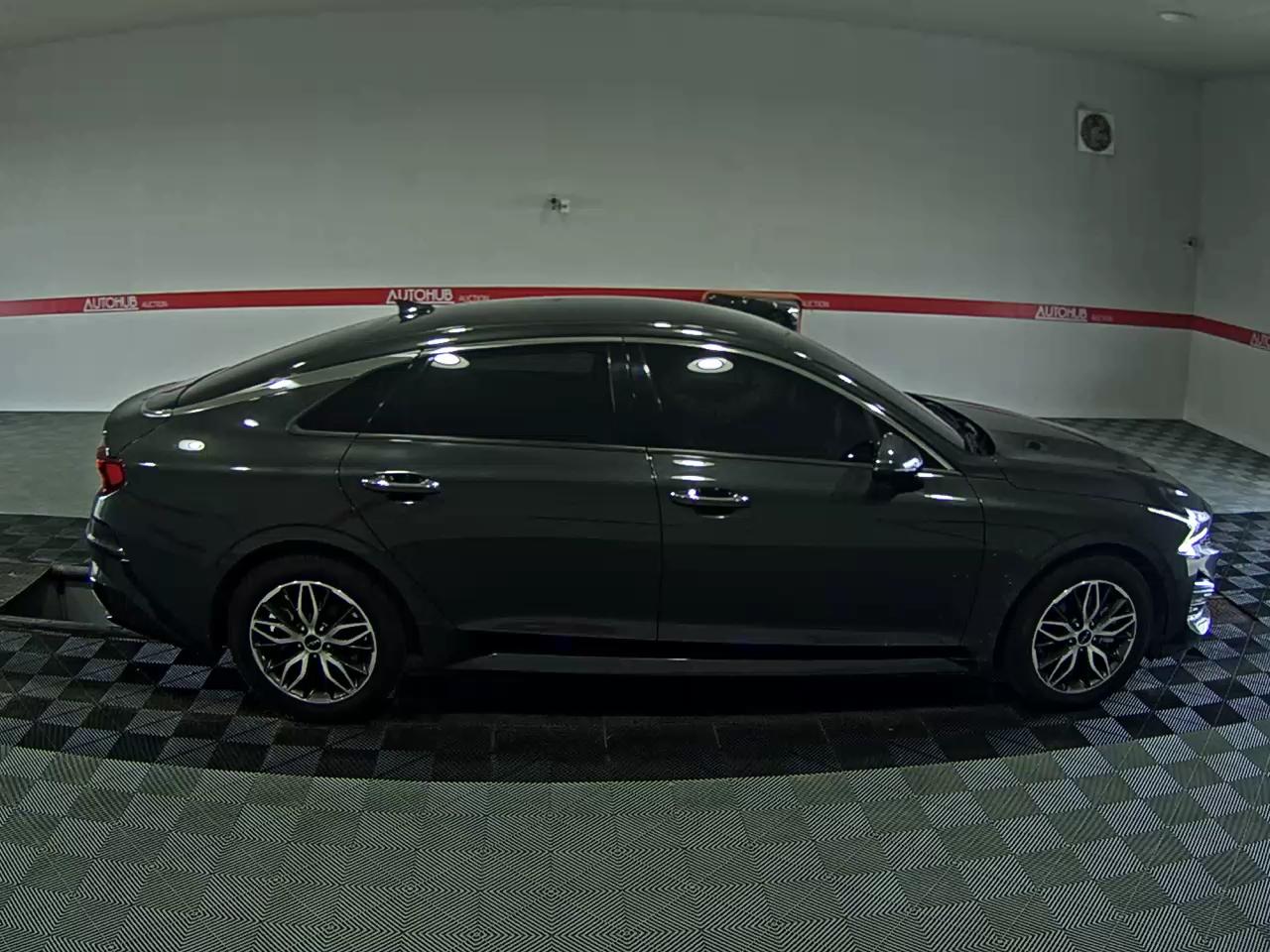 2023 - kia k5