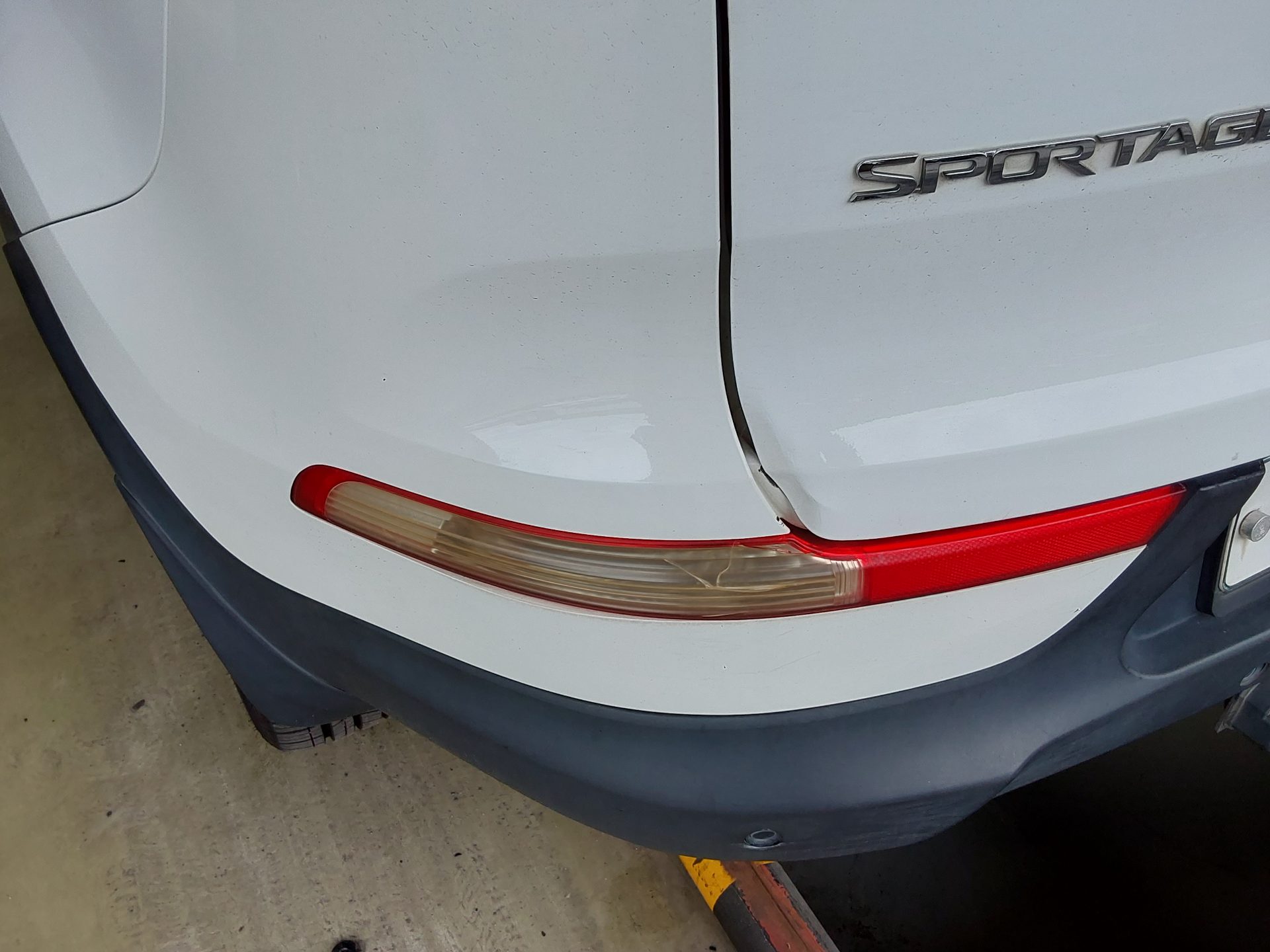 2012 - kia sportage