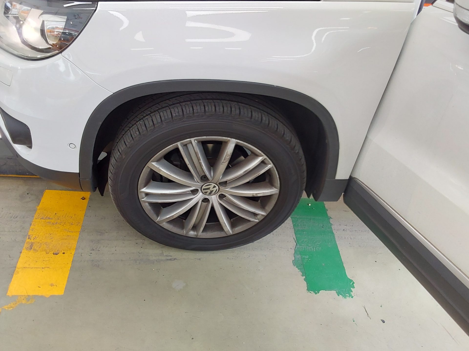 2016 - volkswagen tiguan