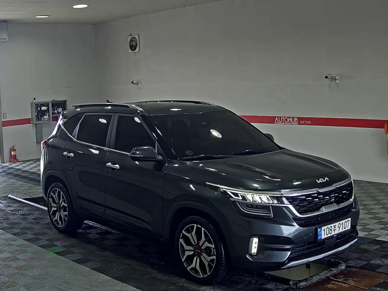2023 - kia seltos