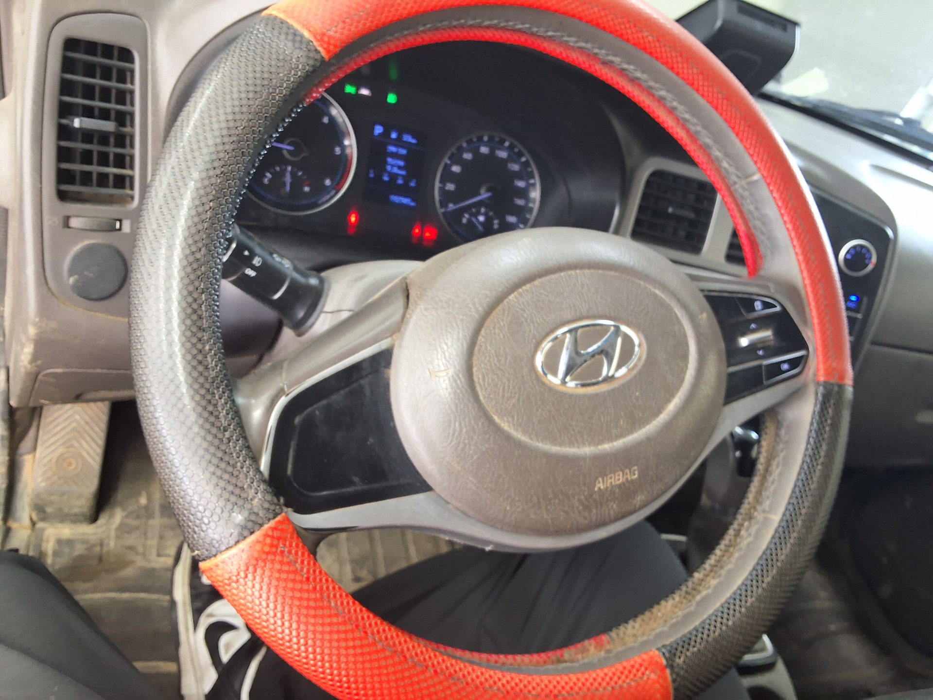 2022 - hyundai porter