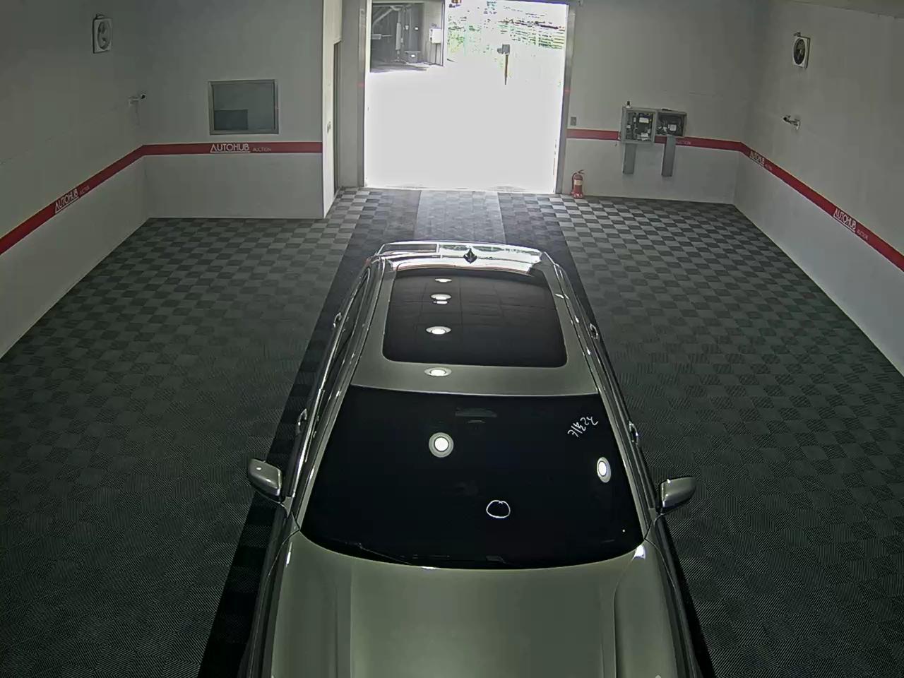 2021 - bmw m7