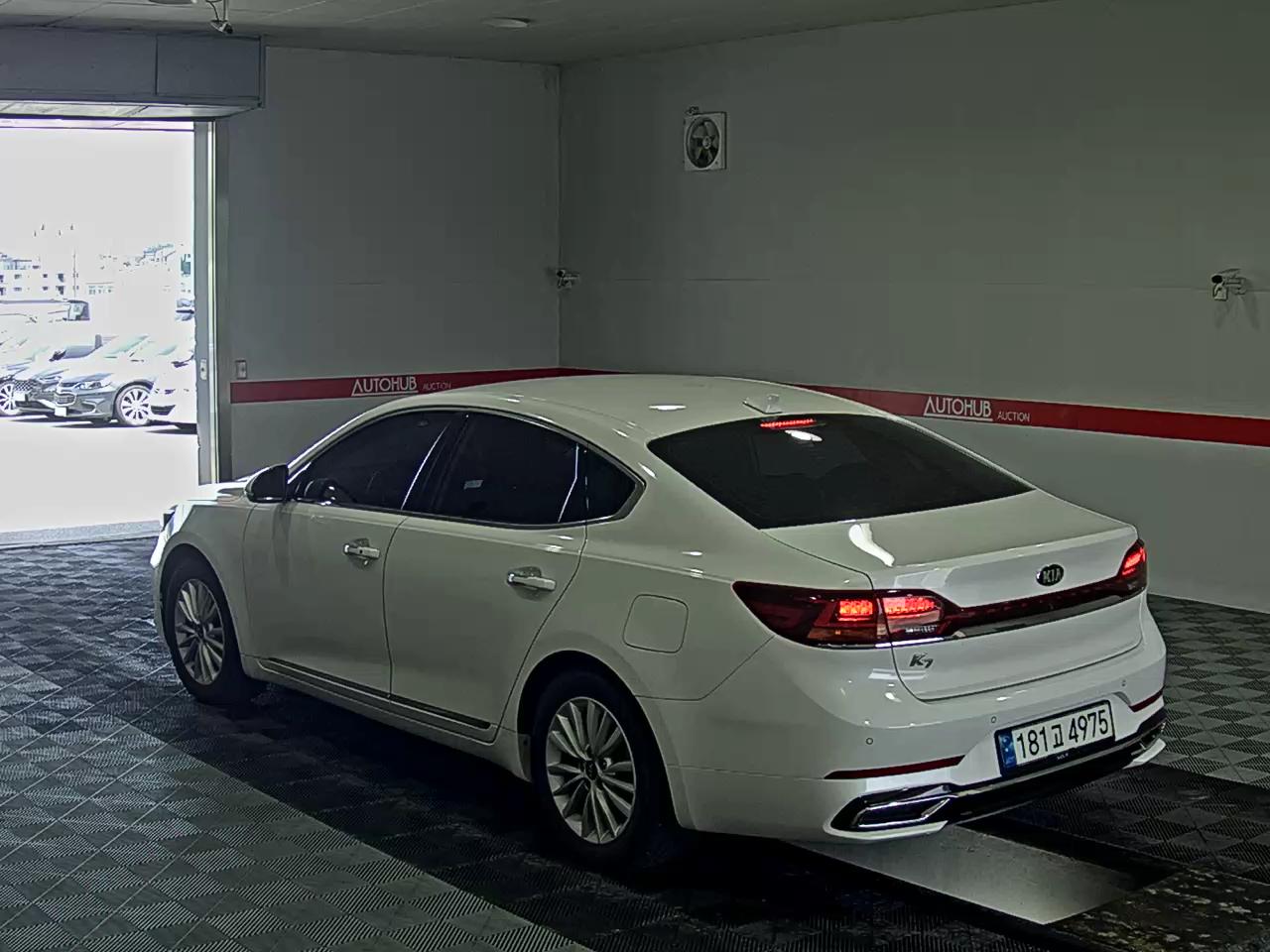 2021 - kia k7