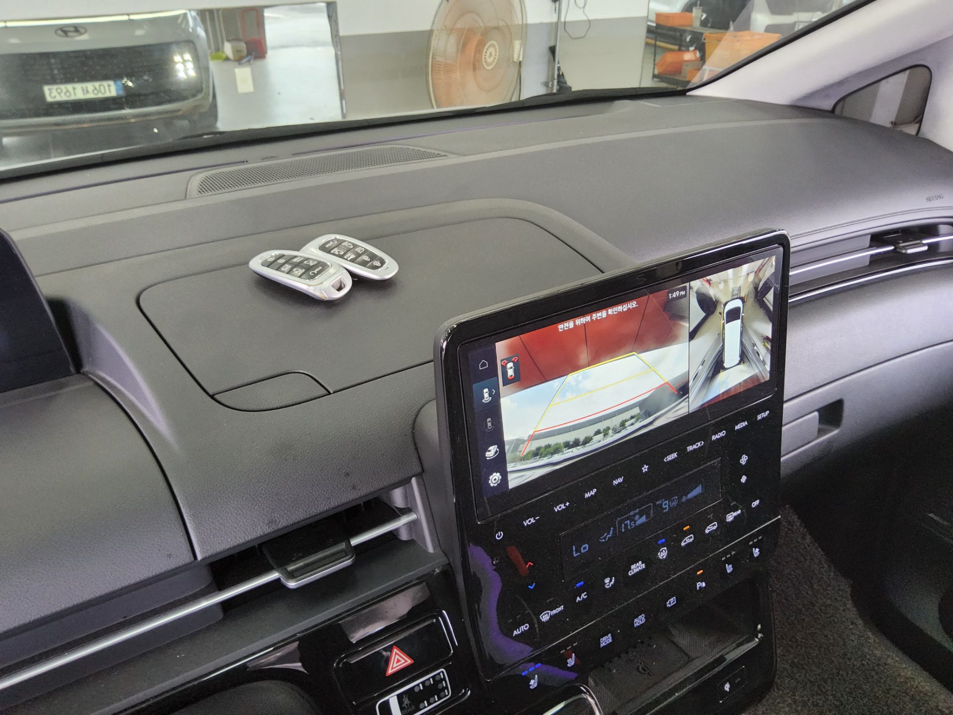 2022 - hyundai staria