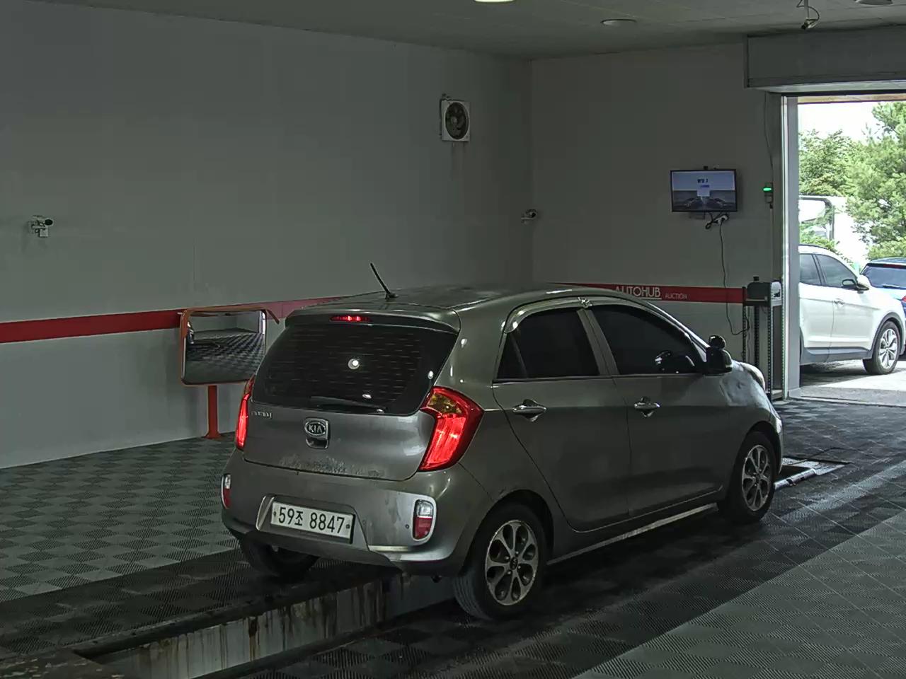 2012 - kia morning