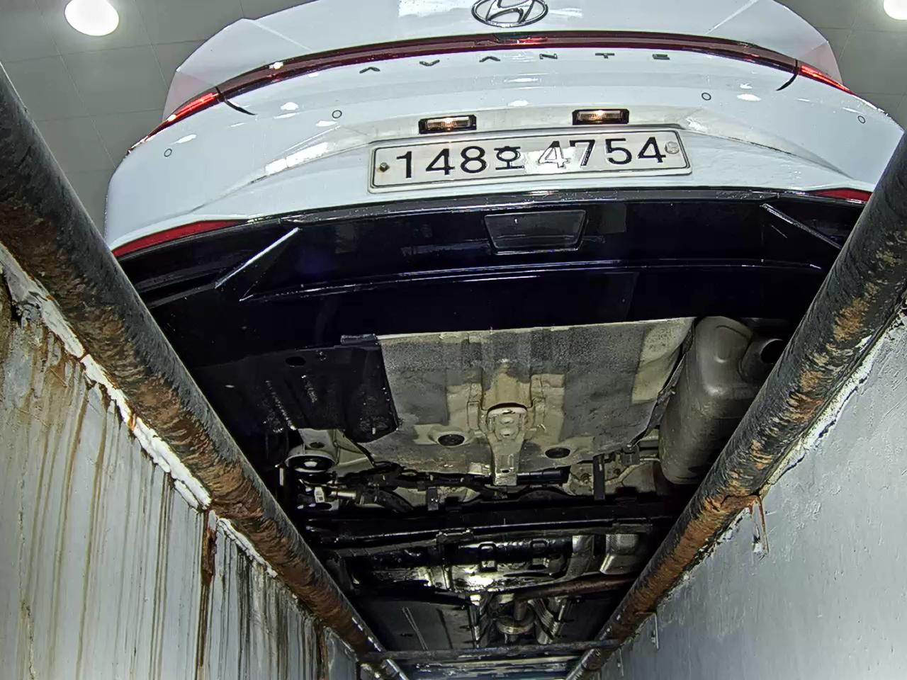 هيونداي أفانتي 2021 — صورة 15