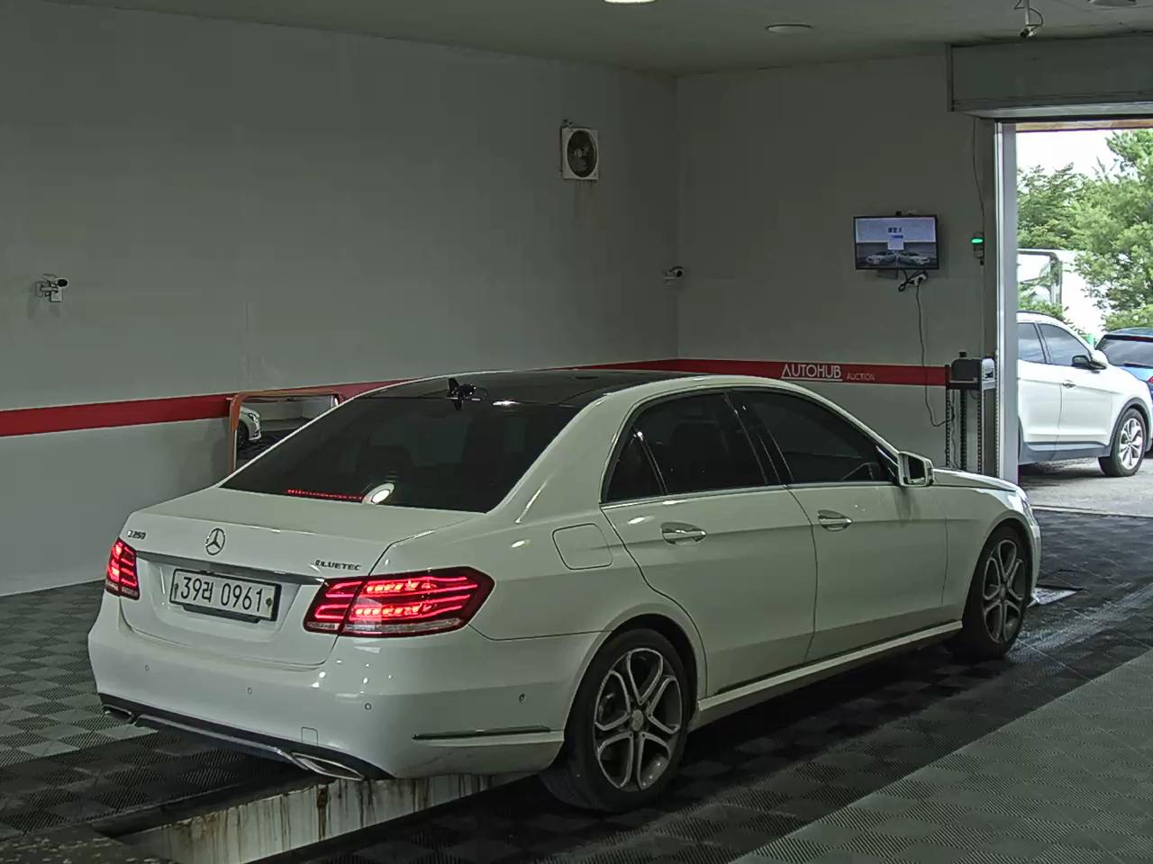 2016 - mercedes-benz e250