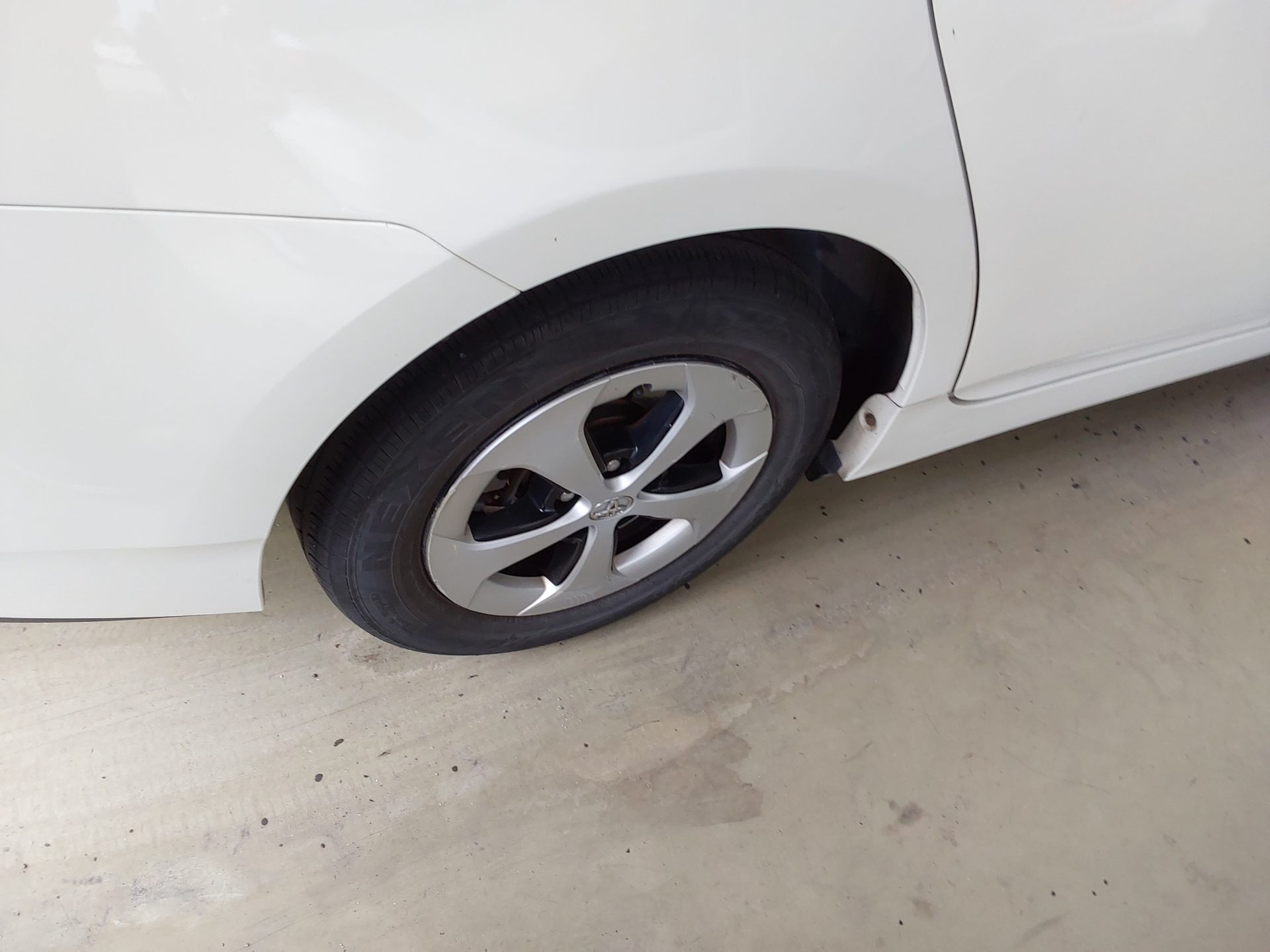 2012 - toyota prius