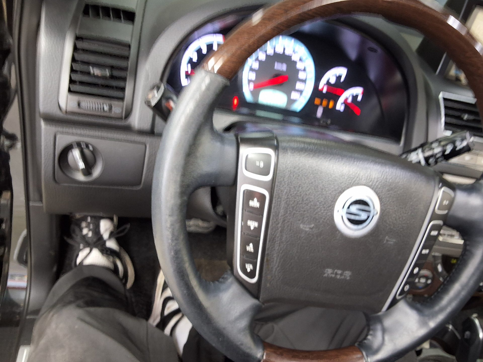 2014 - ssangyong rexton