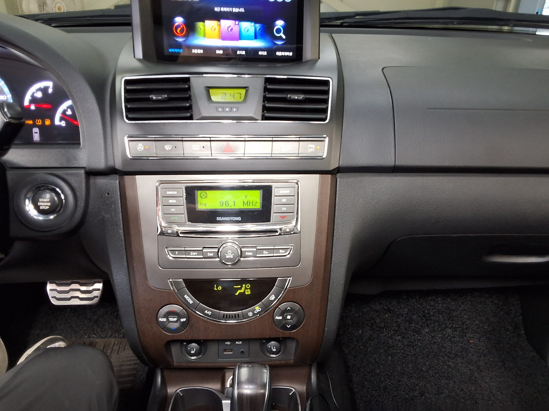 2014 - ssangyong rexton