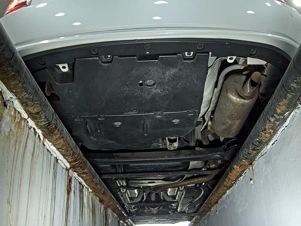 2012 - toyota prius
