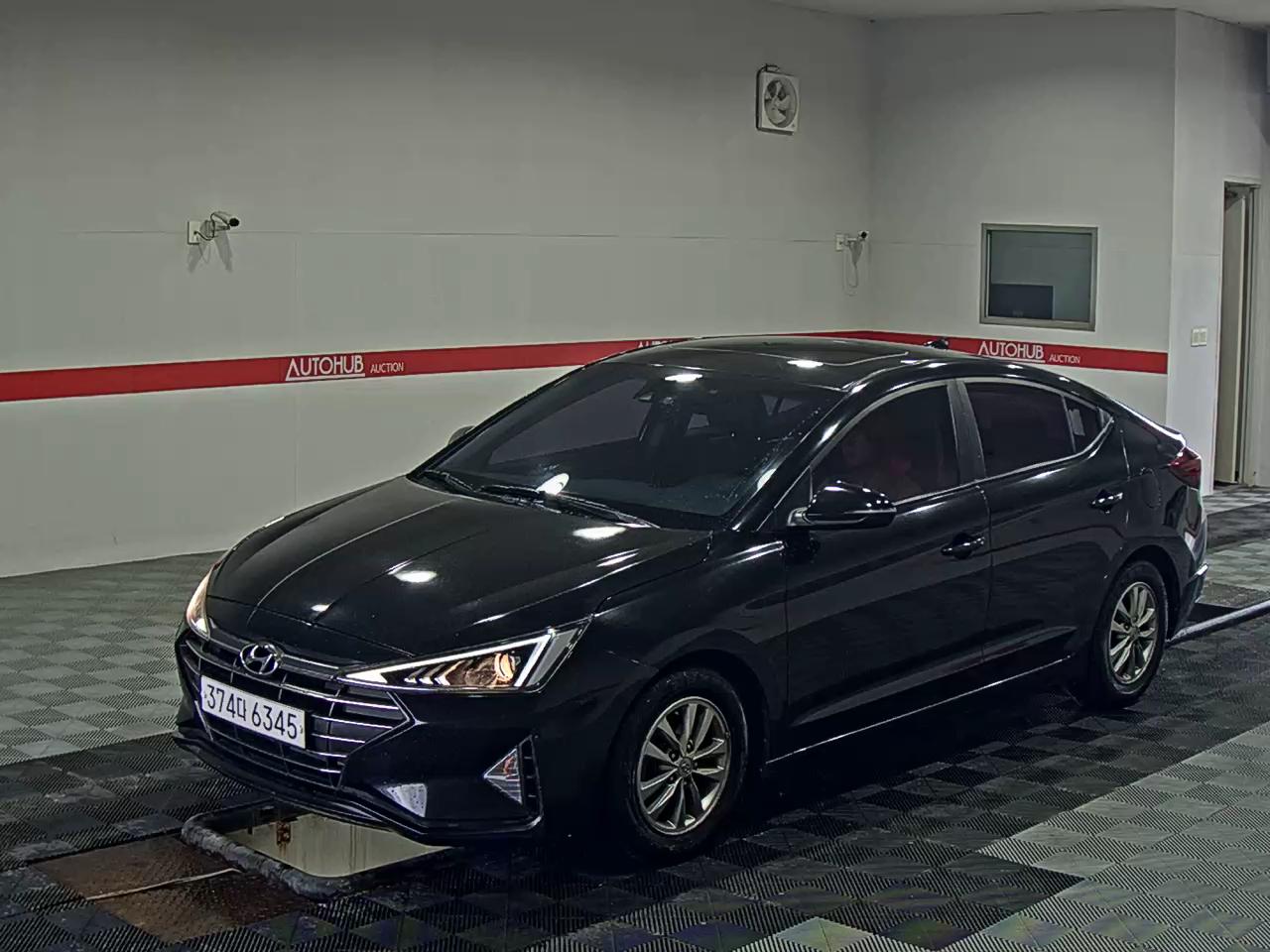 HYUNDAI AVANTE LPI RENTAL CAR