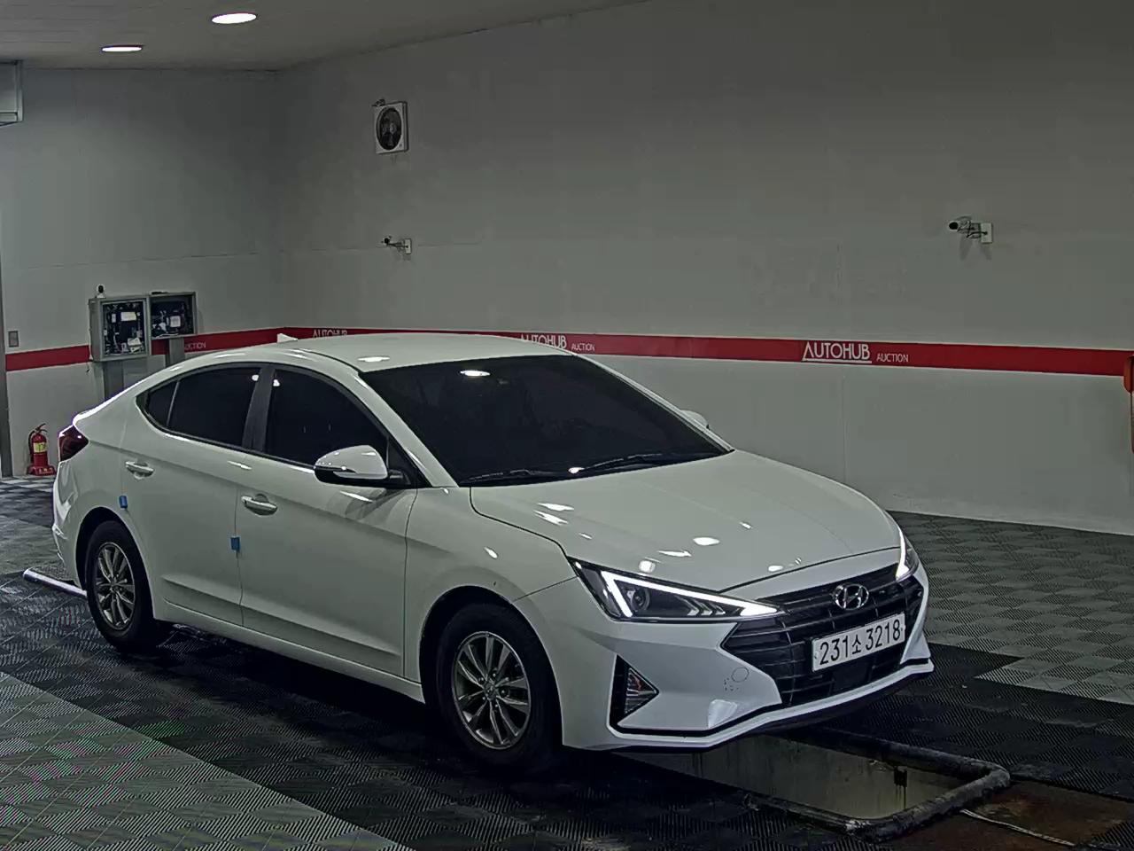 2020 - hyundai avante